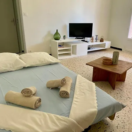 Bel Au Coeur De La Presqu'ile De Giens, Avec Parking Apartment *